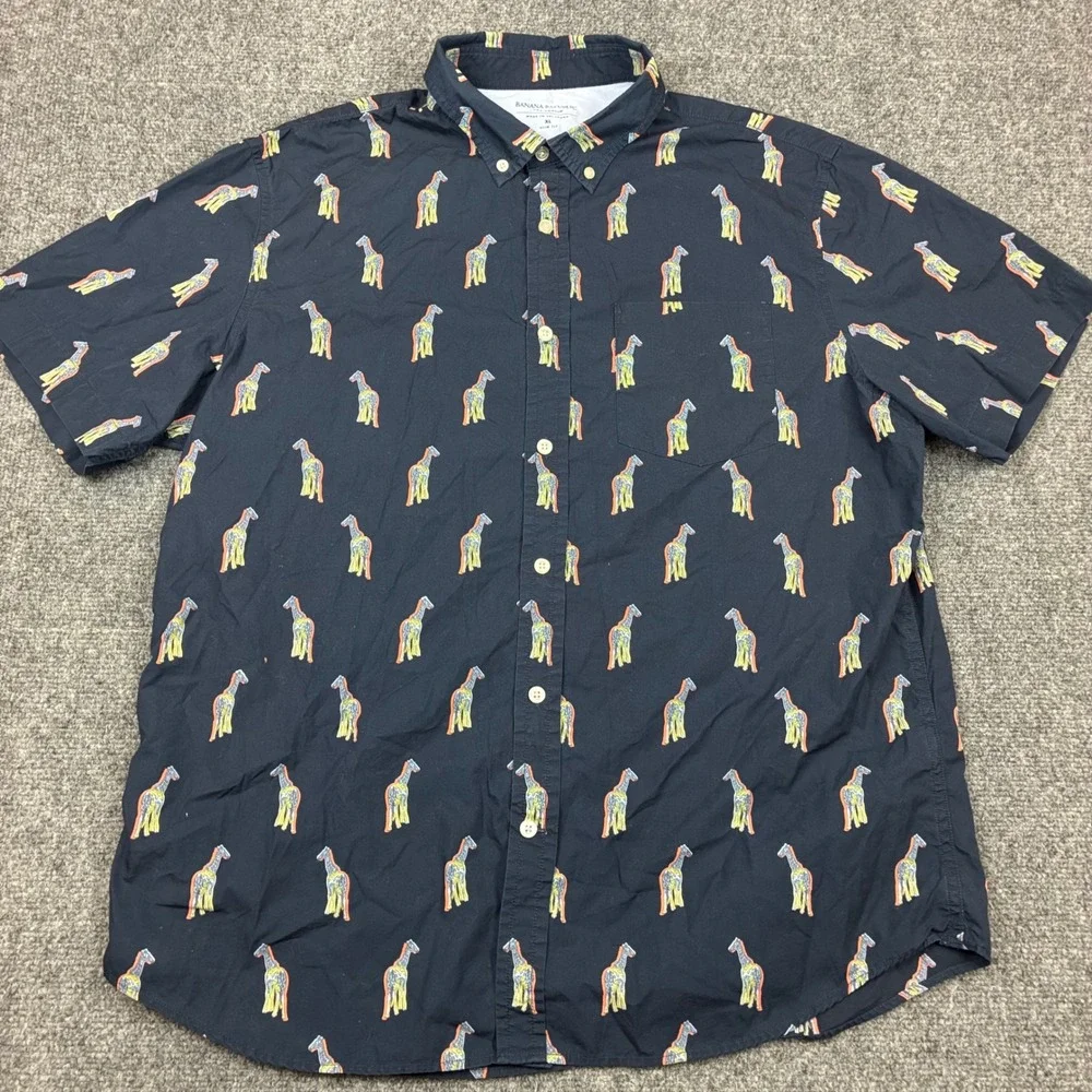 Banana Republic Luxe Poplin Shirt XL Slim Fit Navy Giraffe Print Short Sleeve